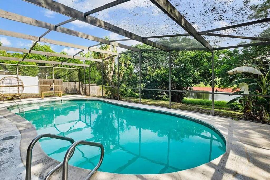 Cozy Lakefront Home W/ Pool -7 Mins From Legoland Winter Haven Esterno foto